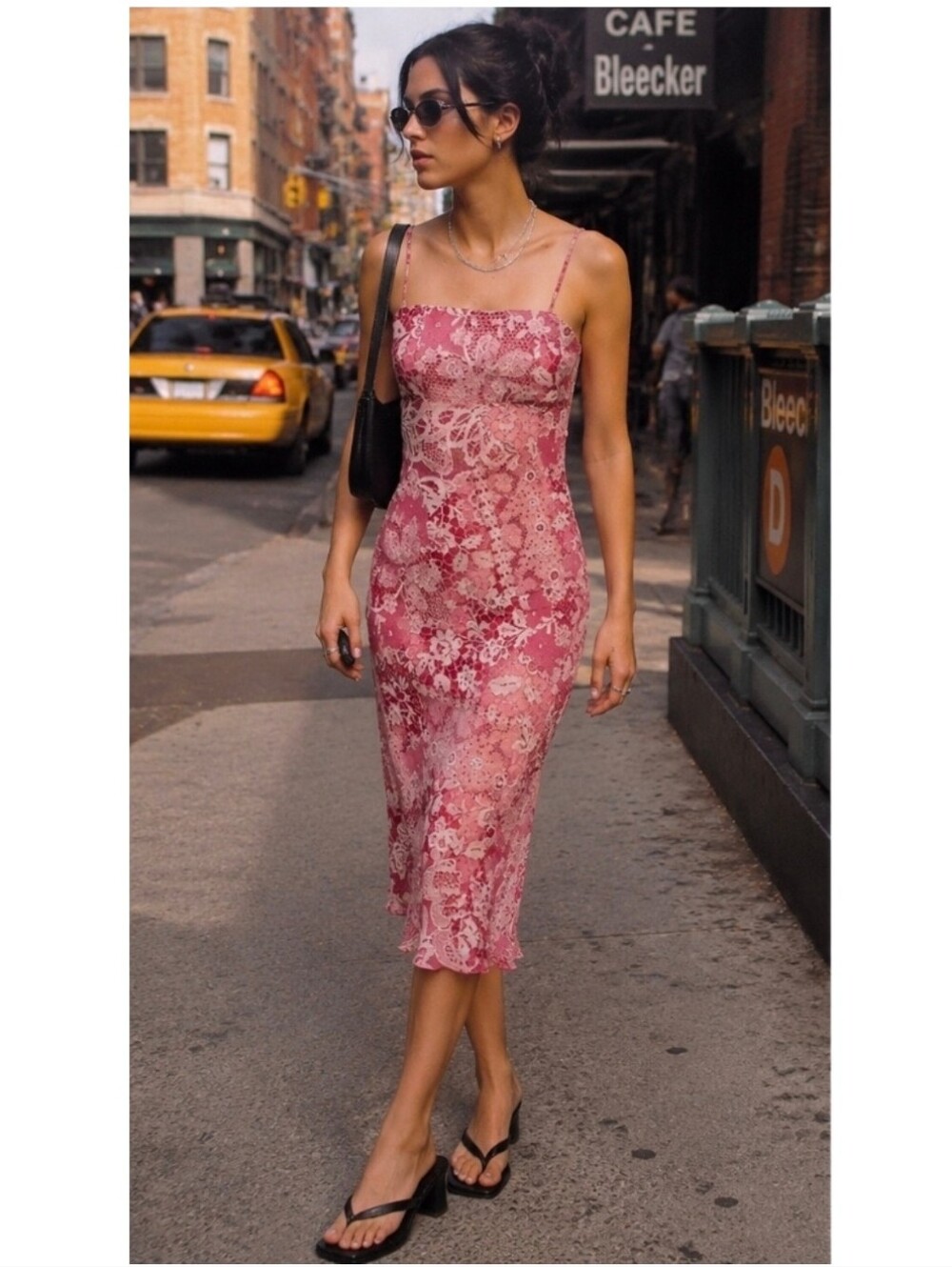Frederick's of Hollywood Red Cream Floral Paisley 90s Slip Dress - 6/Small